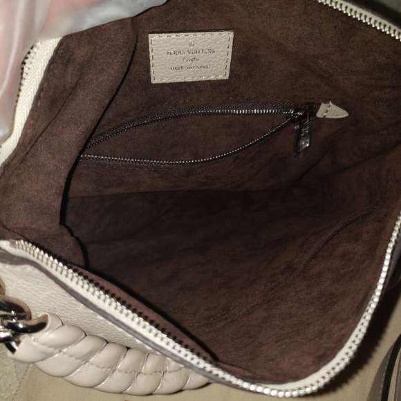 LOUIS VUITTON BB BABYLONE CHAIN SET MAHINA BRAND NEW - Picture 7 of 10